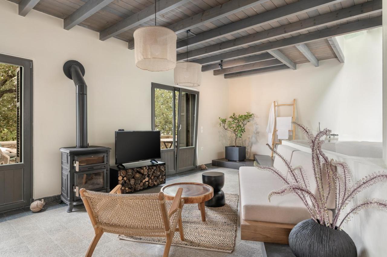 Velanis Ηouse, Style Into Nature - Secluded 基萨莫斯 外观 照片